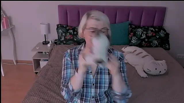 sabrinamacmarren online show from March 2025 04:14:01 PM