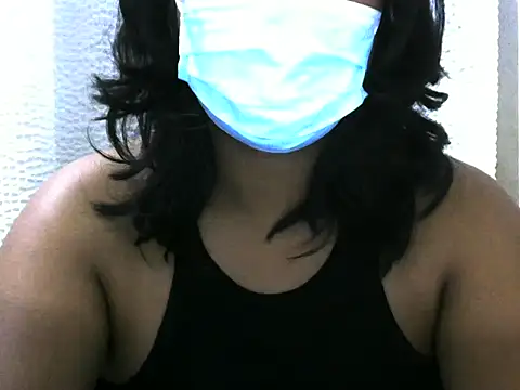 Artinah22 online show from December 2025 05:44:02 PM