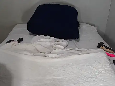 xxfantasy122 online show from November 2025 02:10:02 AM