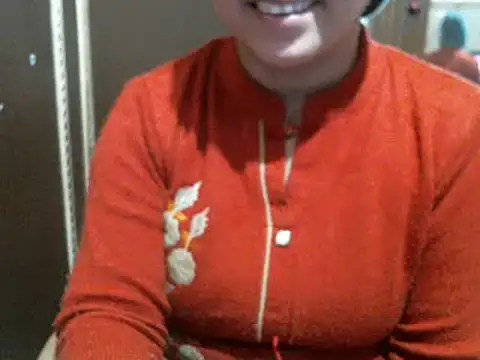 Snapshot of UrsMansi chatting on December 2024 07:28:01 AM UrsMansi online show from December 2024 07:28:01 AM