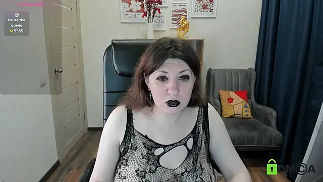 Snapshot of Black_Black_Rose chatting on June 2026 08:14:01 PM Black Black Rose online show from June 2026 08:14:01 PM