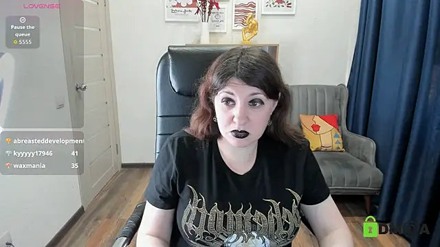 Snapshot of Black_Black_Rose chatting on July 2026 03:34:01 AM Black Black Rose online show from July 2026 03:34:01 AM