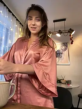 Snapshot of MariiD chatting on December 2024 11:23:02 AM MariiD online show from December 2024 11:23:02 AM