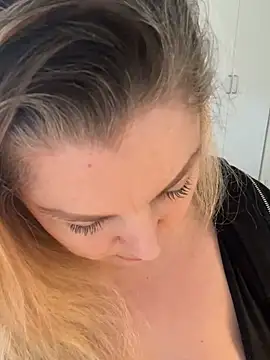 Anna Alexa online show from March 2025 11:51:01 AM