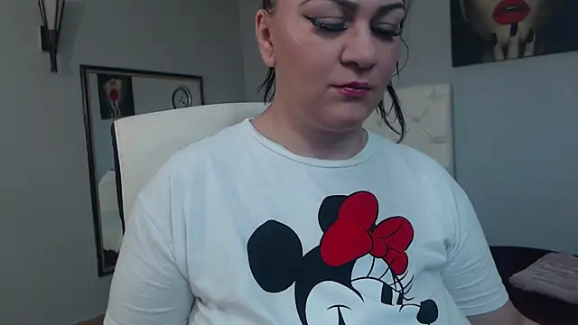 Snapshot of ClaraJoyFG chatting on October 2025 10:40:01 PM ClaraJoyFG online show from October 2025 10:40:01 PM
