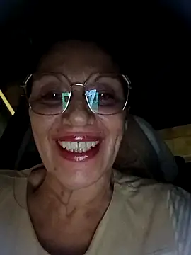 Snapshot of Melmamalhuda@xh chatting on April 2026 08:55:02 PM Melmamalhudaxh online show from April 2026 08:55:02 PM