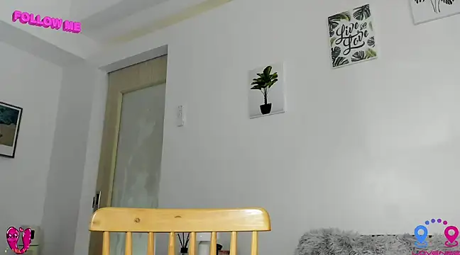 hottycrishina online show from March 2025 07:27:02 AM