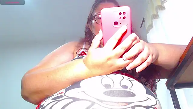 Snapshot of ashelymalefica chatting on June 2026 08:24:01 PM ashelymalefica online show from June 2026 08:24:01 PM