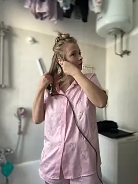 Snapshot of AnastasiaAniess chatting on December 2024 10:08:01 AM AnastasiaAniess online show from December 2024 10:08:01 AM