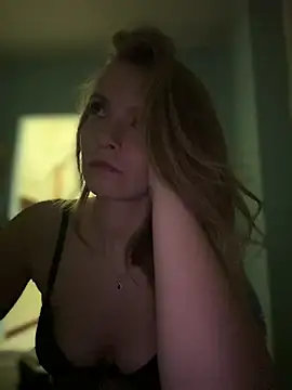 Snapshot of AnastasiaAniess chatting on February 2025 06:48:02 PM AnastasiaAniess online show from February 2025 06:48:02 PM