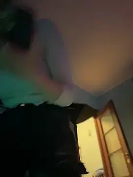 Snapshot of AnastasiaAniess chatting on February 2025 09:05:02 PM AnastasiaAniess online show from February 2025 09:05:02 PM