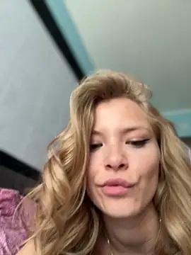 Snapshot of AnastasiaAniess chatting on March 2025 03:17:02 PM AnastasiaAniess online show from March 2025 03:17:02 PM