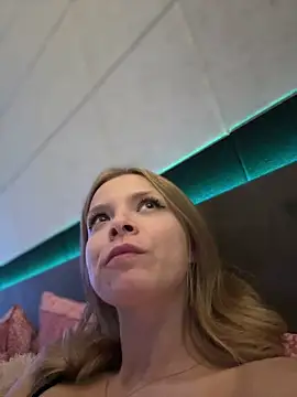 Snapshot of AnastasiaAniess chatting on March 2025 08:40:02 PM AnastasiaAniess online show from March 2025 08:40:02 PM