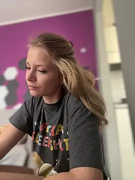 Snapshot of AnastasiaAniess chatting on March 2025 09:28:01 AM AnastasiaAniess online show from March 2025 09:28:01 AM