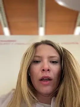 Snapshot of AnastasiaAniess chatting on March 2025 08:50:02 AM AnastasiaAniess online show from March 2025 08:50:02 AM