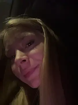 AnastasiaAniess online show from November 2025 06:00:02 AM