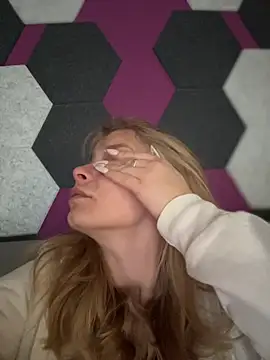 AnastasiaAniess online show from March 2026 07:58:02 AM