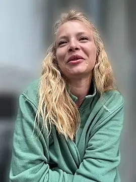 Snapshot of AnastasiaAniess chatting on June 2026 04:55:01 PM AnastasiaAniess online show from June 2026 04:55:01 PM