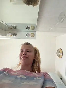 Snapshot of AnastasiaAniess chatting on June 2026 06:34:01 AM AnastasiaAniess online show from June 2026 06:34:01 AM