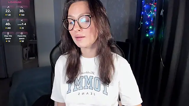 EllaFresh online show from March 2025 09:13:02 PM