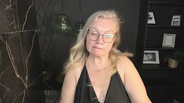 NataliMellow online show from October 2025 01:20:01 PM