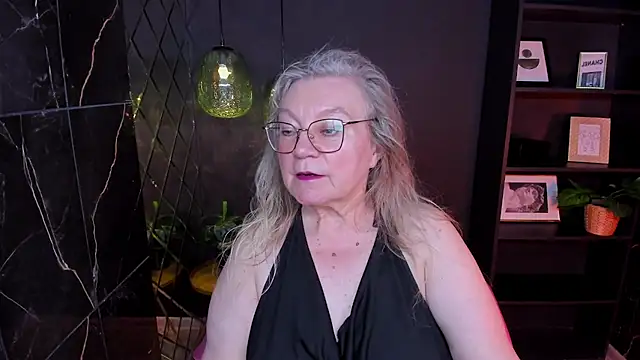 Snapshot of NataliMellow chatting on July 2026 01:17:01 PM NataliMellow online show from July 2026 01:17:01 PM