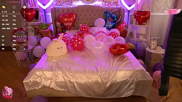 FoxyShy online show from February 2025 10:00:02 AM