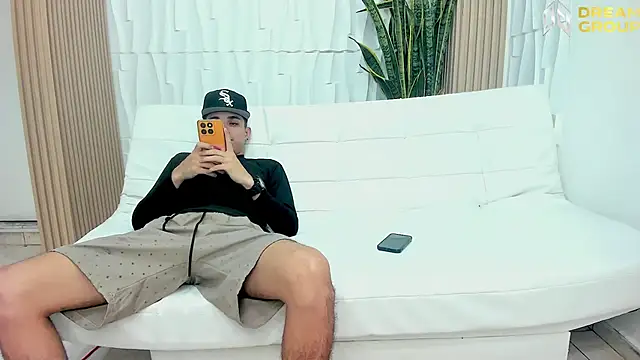 AmazingPartys online show from March 2026 03:35:02 AM