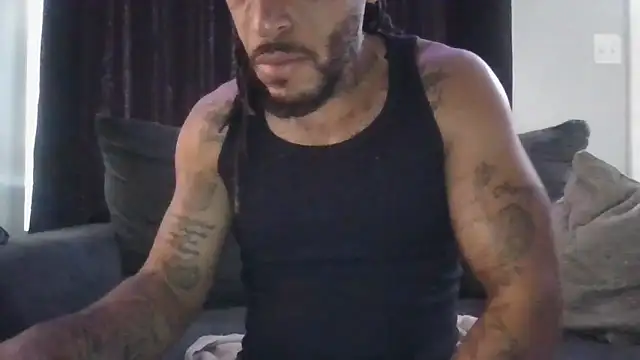 Snapshot of BigWayneBabyXXX chatting on October 2025 05:32:02 PM BigWayneBabyXXX online show from October 2025 05:32:02 PM