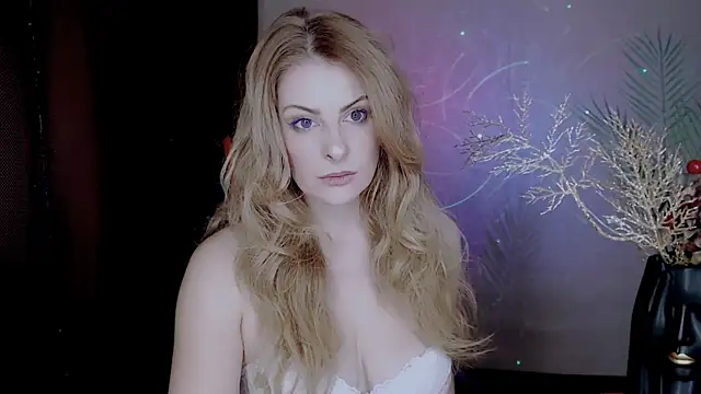 Eleonores online show from December 2025 05:25:01 AM