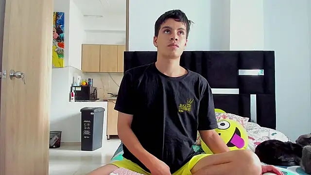 Dimitrixxx   online show from September 2025 04:17:01 PM