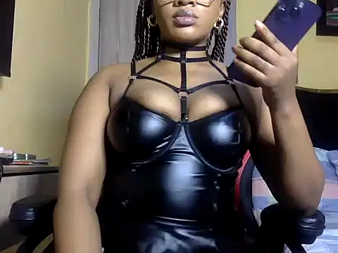 Snapshot of BOOTYBANGER24xx chatting on June 2026 09:28:02 AM BOOTYBANGER24xx online show from June 2026 09:28:02 AM