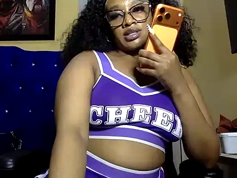 Snapshot of BOOTYBANGER24xx chatting on July 2026 11:17:02 AM BOOTYBANGER24xx online show from July 2026 11:17:02 AM