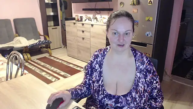 BustyLadyAlma online show from March 2025 05:21:02 AM