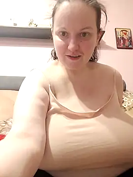 BustyLadyAlma online show from March 2026 08:17:01 AM