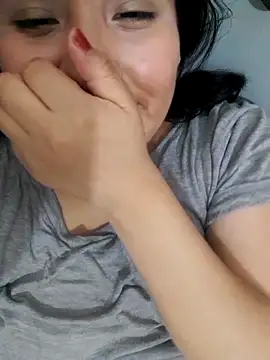 Kalani Engel online show from December 2025 06:20:02 AM