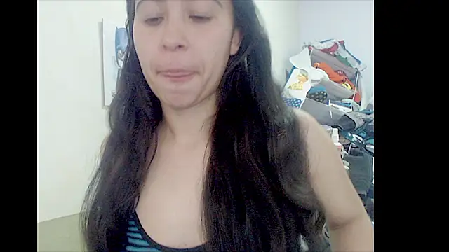 Snapshot of lizztaylor535 chatting on December 2024 02:30:01 PM lizztaylor535 online show from December 2024 02:30:01 PM