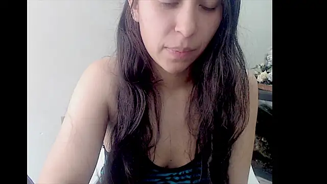 Snapshot of lizztaylor535 chatting on December 2024 04:28:01 PM lizztaylor535 online show from December 2024 04:28:01 PM