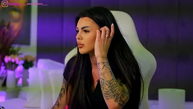 perfectt33n online show from November 2025 03:34:02 PM