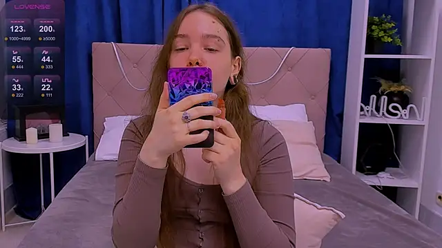 Janie JJ Curvie online show from March 2026 01:21:01 AM