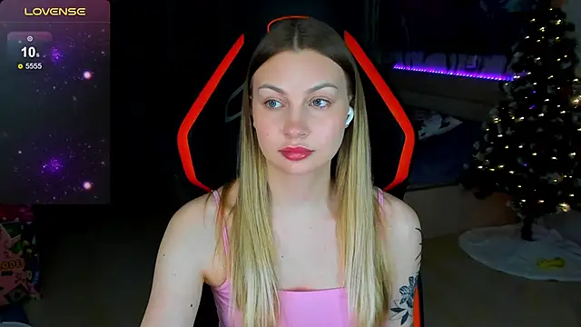 BiMolly online show from February 2026 11:32:02 PM