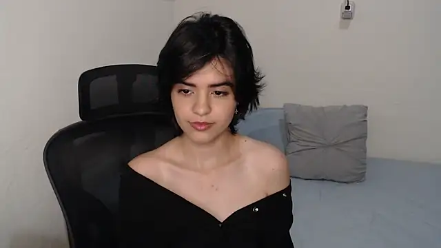 Snapshot of mia_collins_x chatting on July 2026 12:24:02 AM mia collins x online show from July 2026 12:24:02 AM