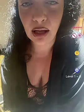 PichyPrettyPussy online show from June 2026 03:47:01 PM