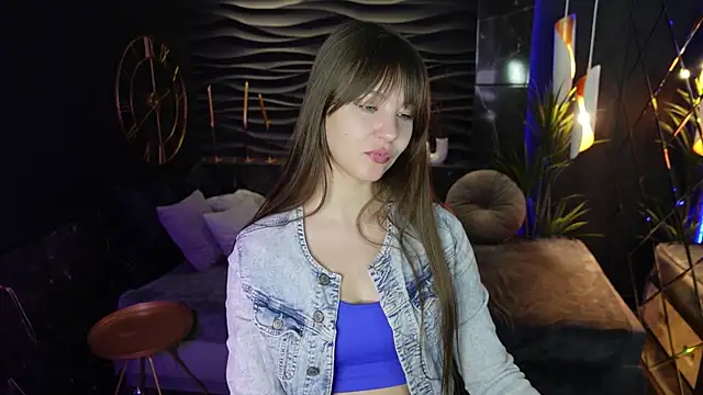 ElizaMild online show from January 2025 04:59:02 PM