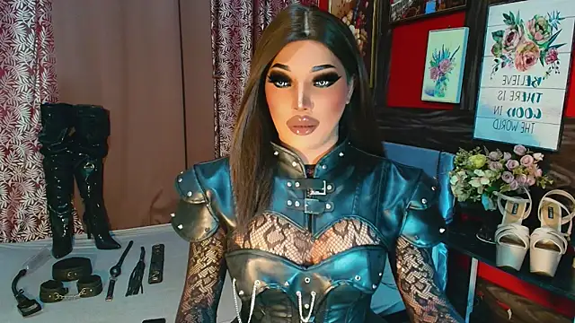 Snapshot of trixxielicious chatting on December 2025 11:49:02 AM trixxielicious online show from December 2025 11:49:02 AM