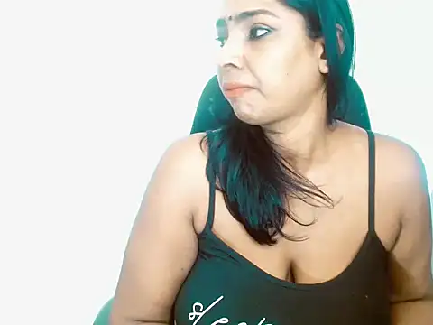 Snapshot of apishkagalmon chatting on January 2025 09:48:02 AM apishkagalmon online show from January 2025 09:48:02 AM