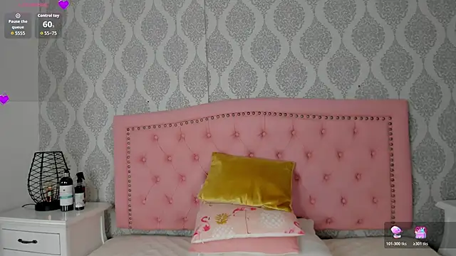 Snapshot of Princsgirl_ chatting on April 2026 06:44:02 PM Princsgirl online show from April 2026 06:44:02 PM