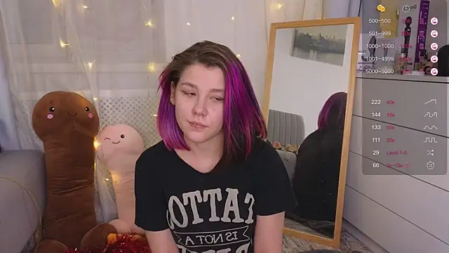 Mira Falls online show from January 2025 11:35:01 AM