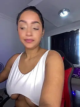 Shantal Lovee online show from January 2025 04:44:01 PM