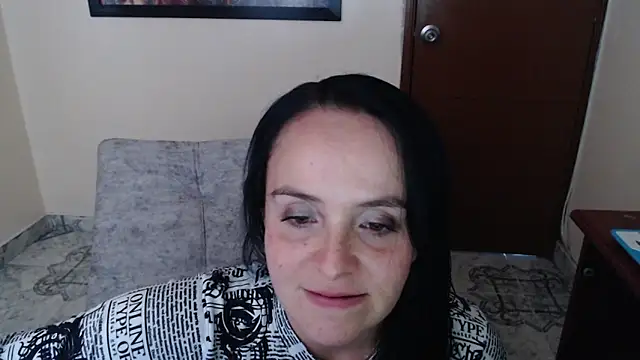 Snapshot of antara_hotgirl chatting on October 2025 07:47:02 PM antara hotgirl online show from October 2025 07:47:02 PM
